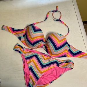 Victoria’s Secret bikini